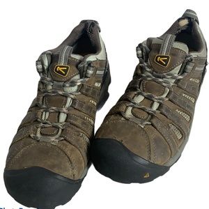 Keen Flint Low Steel Toe EH Hiking Work Shoe Sz9.5
